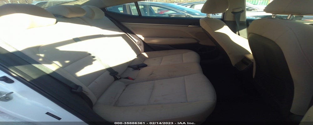 5NPD84LF2HH180100 2017 HYUNDAI ELANTRA photo no. 8