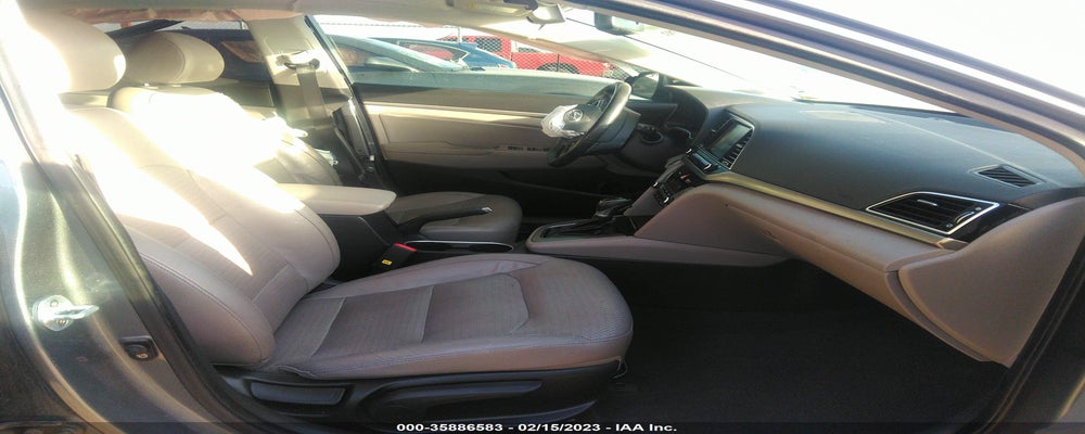 KMHD84LF0HU120219 2017 HYUNDAI ELANTRA photo no. 5