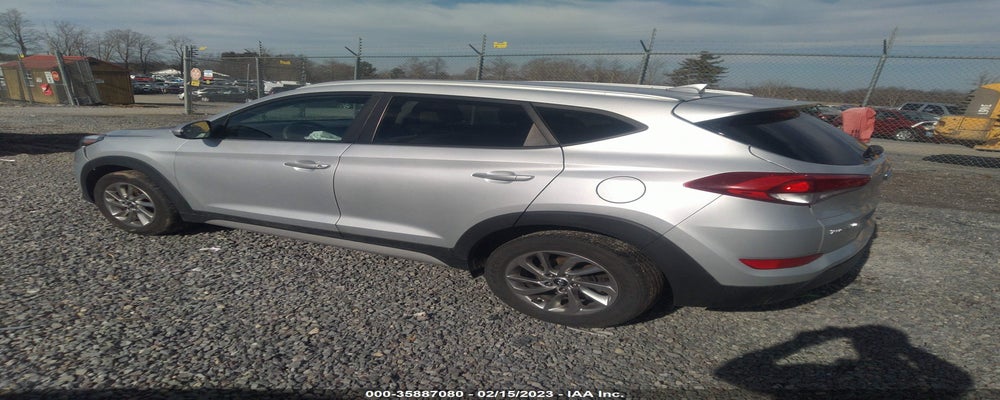 KM8J3CA44JU676777 2018 HYUNDAI TUCSON photo no. 3