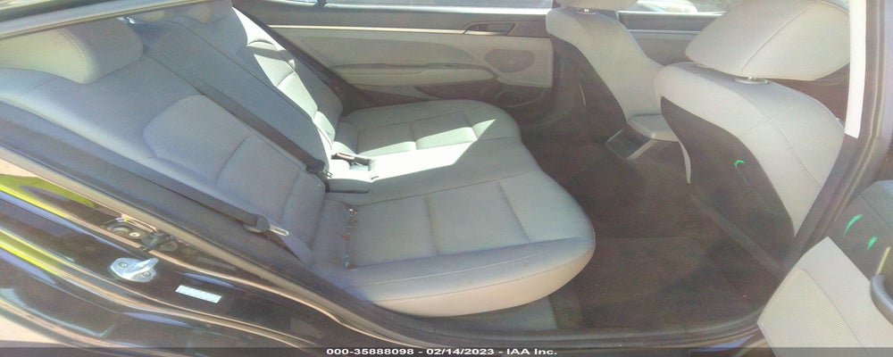 KMHD74LF3HU098090 2017 HYUNDAI ELANTRA photo no. 8