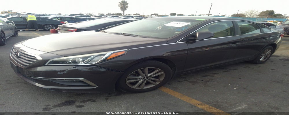 5NPE24AF8FH168958 2015 HYUNDAI SONATA photo no. 2