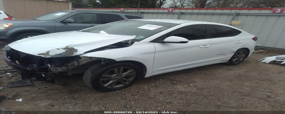 5NPD84LF4JH302834 2018 HYUNDAI ELANTRA photo no. 2
