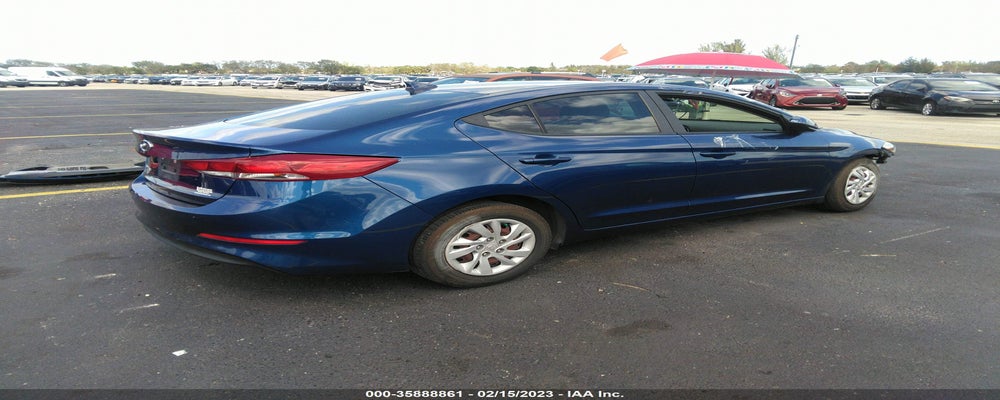 5NPD74LF4HH196897 2017 HYUNDAI ELANTRA photo no. 4