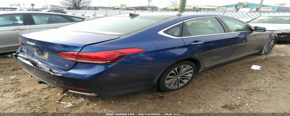 KMHGN4JE7FU070240 2015 HYUNDAI GENESIS photo no. 4
