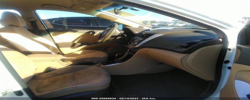 KMHCU4AE8DU275645 2013 HYUNDAI ACCENT photo no. 5