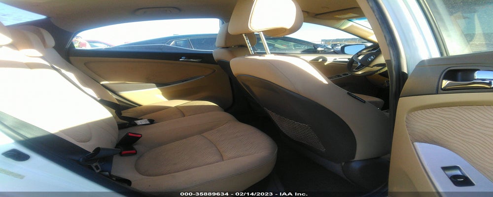 KMHCU4AE8DU275645 2013 HYUNDAI ACCENT photo no. 8