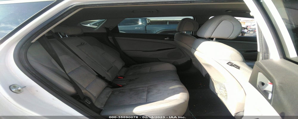 KM8J33A43HU273206 2017 HYUNDAI TUCSON photo no. 8