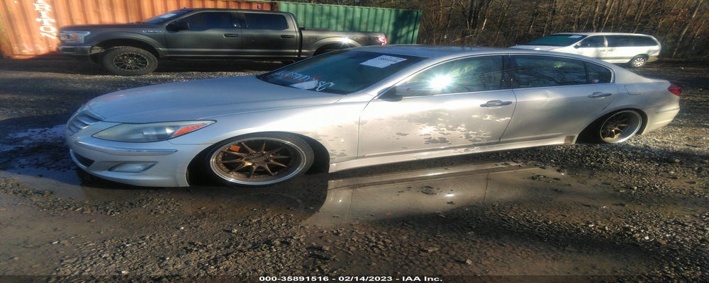 KMHGC4DD5DU245591 2013 HYUNDAI GENESIS photo no. 2
