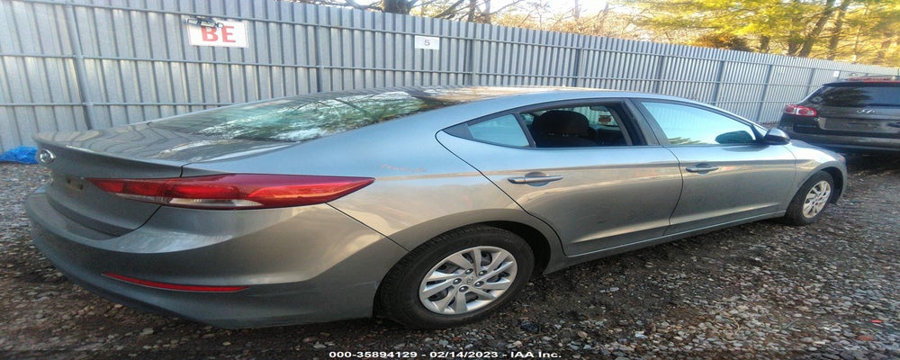 KMHD74LF3JU581729 2018 HYUNDAI ELANTRA photo no. 4