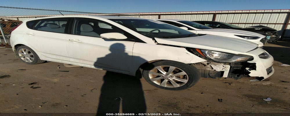 KMHCU5AE3DU092210 2013 HYUNDAI ACCENT photo no. 4