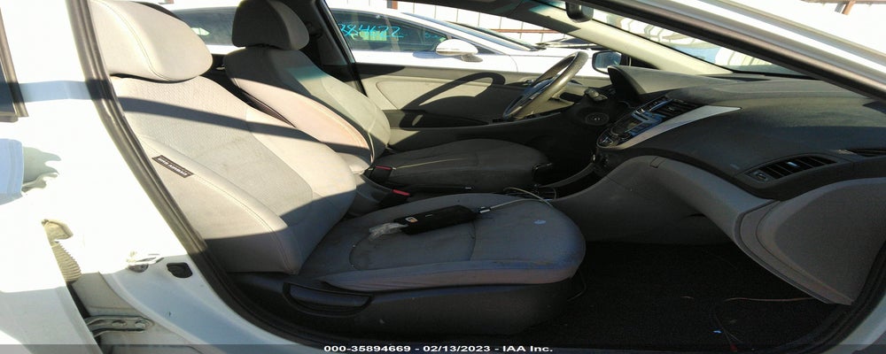 KMHCU5AE3DU092210 2013 HYUNDAI ACCENT photo no. 5