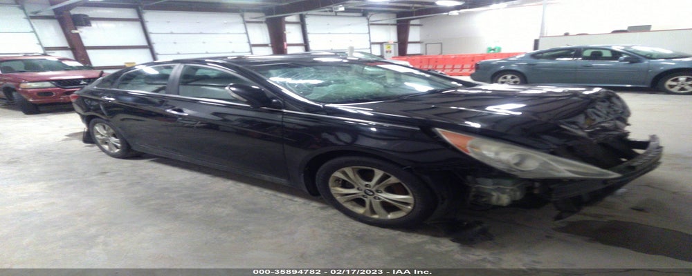 5NPEC4AC8BH100026 2011 HYUNDAI SONATA photo no. 8