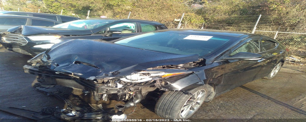 KMHDH4AE5FU370546 2015 HYUNDAI ELANTRA photo no. 2
