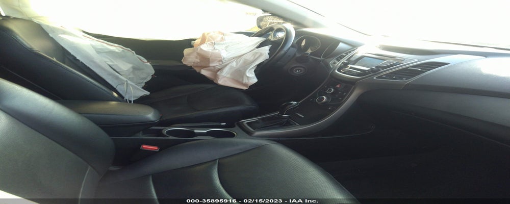 KMHDH4AE5FU370546 2015 HYUNDAI ELANTRA photo no. 5