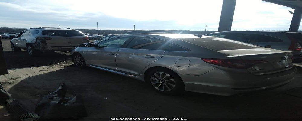 5NPE34AFXFH023045 2015 HYUNDAI SONATA photo no. 3