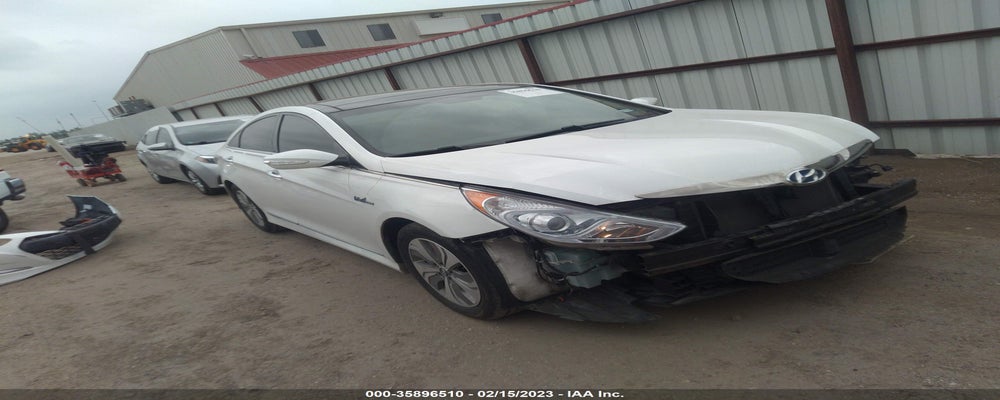 KMHEC4A41FA133337 2015 HYUNDAI SONATA HYBRID photo no. 4