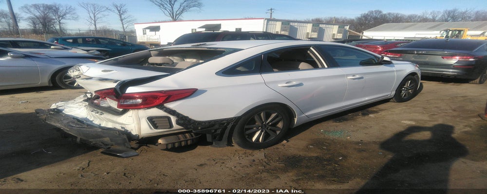 5NPE24AFXFH110463 2015 HYUNDAI SONATA photo no. 4
