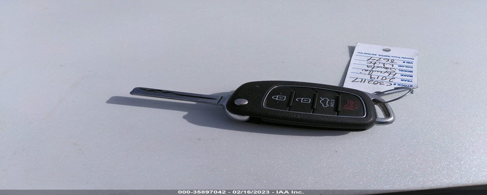 5NPE24AFXKH748674 2019 HYUNDAI SONATA photo no. 11