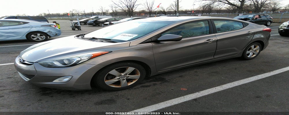 5NPDH4AE5DH381056 2013 HYUNDAI ELANTRA photo no. 2