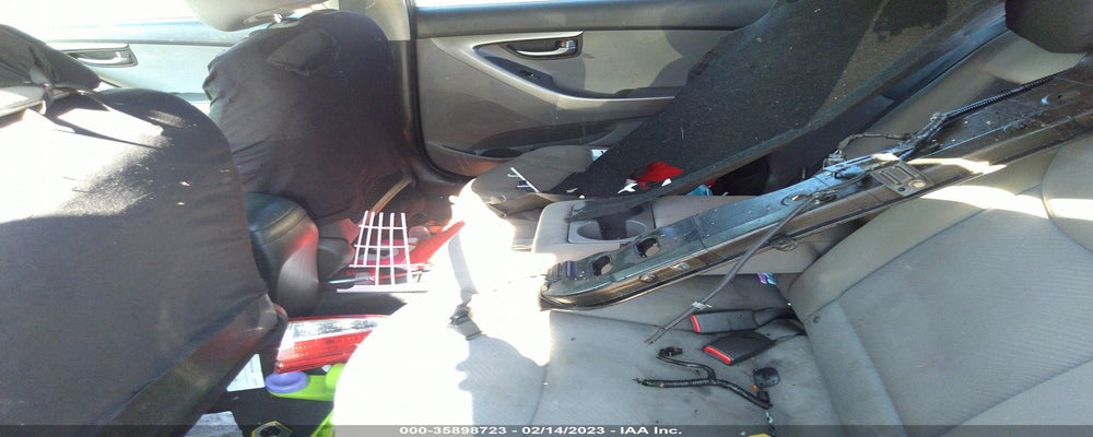 5NPDH4AE3DH259828 2013 HYUNDAI ELANTRA photo no. 8