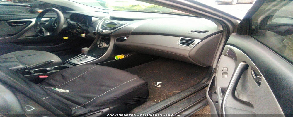 5NPDH4AE3CH127165 2012 HYUNDAI ELANTRA photo no. 5
