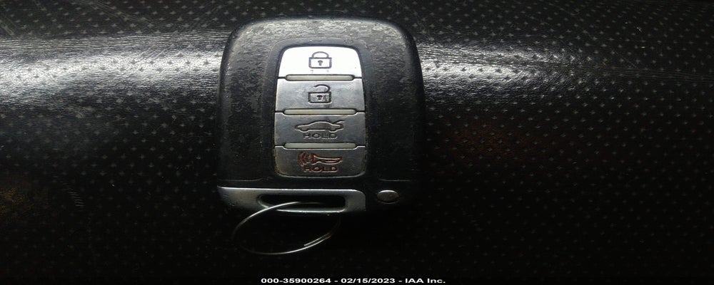 5NPEC4AB7BH211156 2011 HYUNDAI SONATA photo no. 11