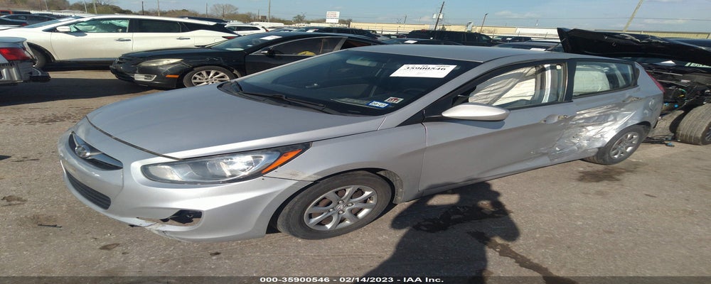 KMHCT5AE1DU072122 2013 HYUNDAI ACCENT photo no. 2