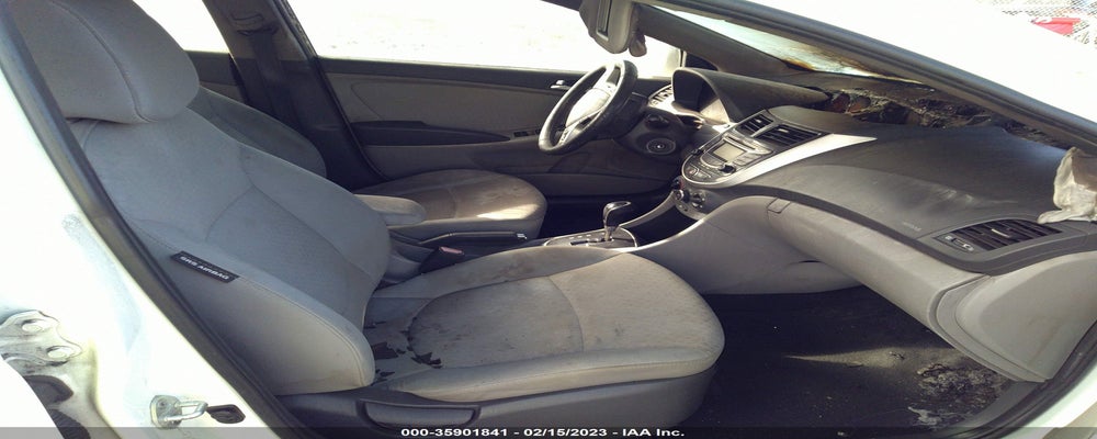 KMHCU5AE3DU076363 2013 HYUNDAI ACCENT photo no. 5