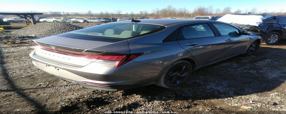 KMHLM4AG4NU295653 2022 HYUNDAI ELANTRA photo no. 4