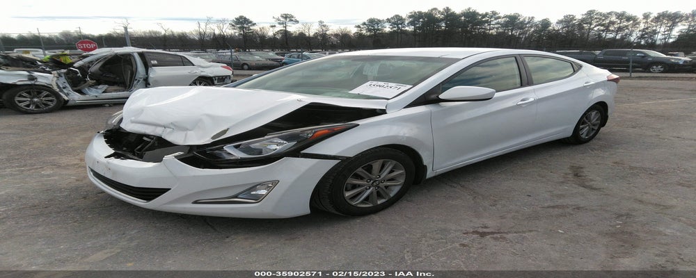 5NPDH4AE8FH618335 2015 HYUNDAI ELANTRA photo no. 2