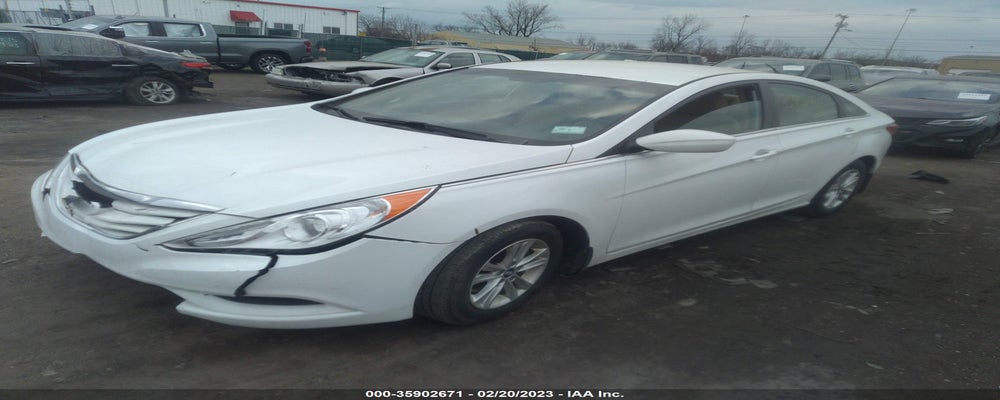 5NPEB4AC1DH677180 2013 HYUNDAI SONATA photo no. 2