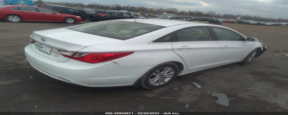 5NPEB4AC1DH677180 2013 HYUNDAI SONATA photo no. 4