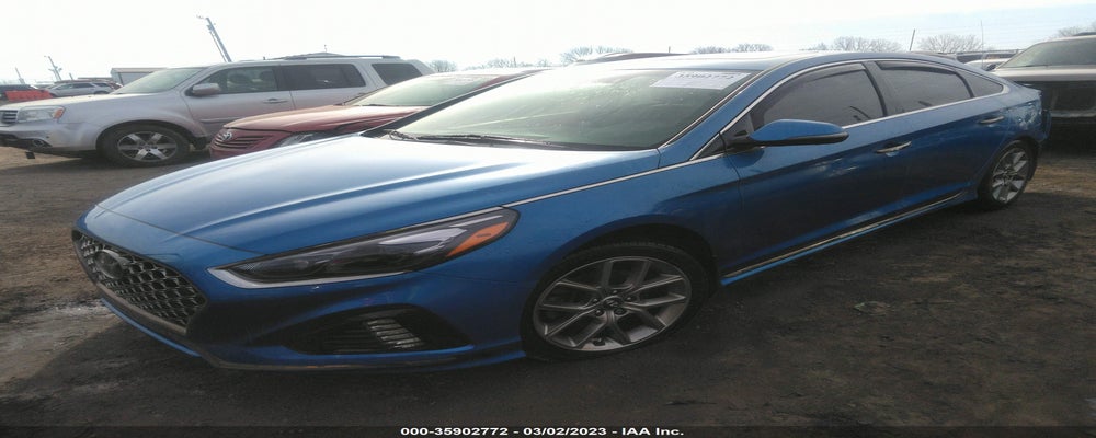 5NPE34AB8JH678228 2018 HYUNDAI SONATA photo no. 2