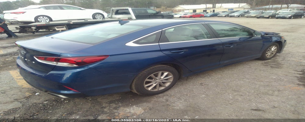 5NPE24AF5JH685143 2018 HYUNDAI SONATA photo no. 4