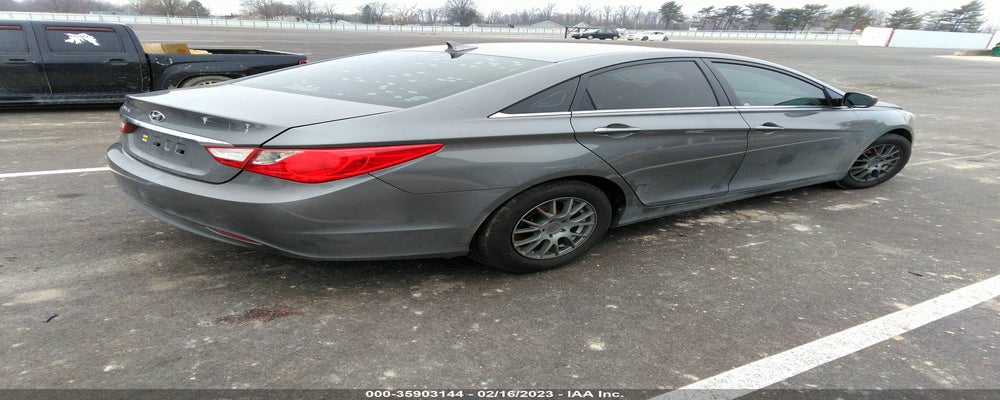 5NPEB4AC9BH203474 2011 HYUNDAI SONATA photo no. 4