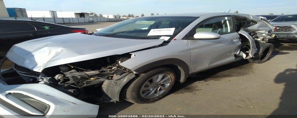KM8J23A49HU262682 2017 HYUNDAI TUCSON photo no. 2