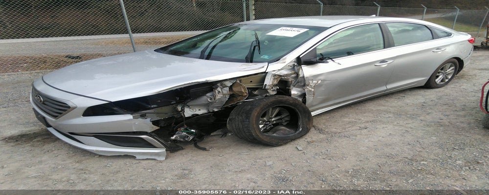 5NPE24AF3HH492886 2017 HYUNDAI SONATA photo no. 2