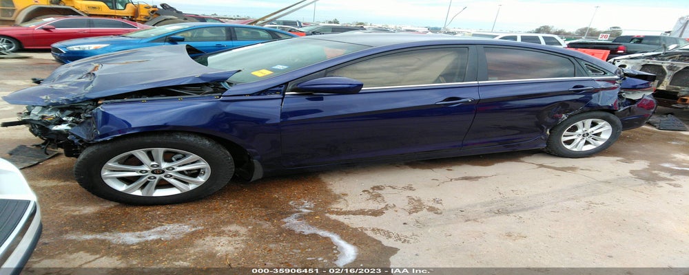 5NPEB4AC3BH206614 2011 HYUNDAI SONATA photo no. 2