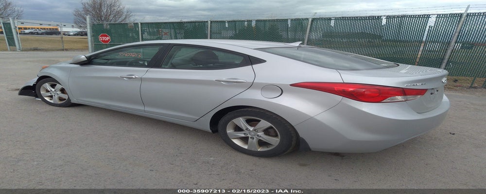 5NPDH4AE8DH440438 2013 HYUNDAI ELANTRA photo no. 3