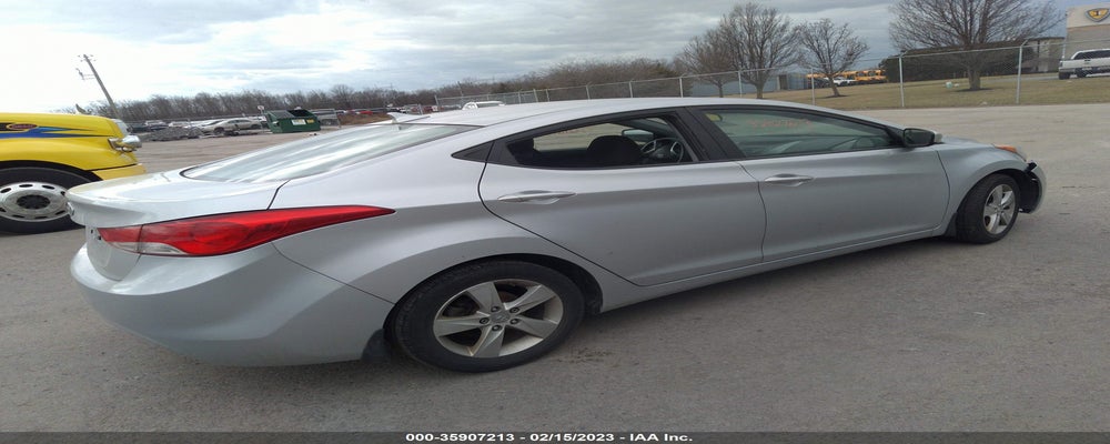 5NPDH4AE8DH440438 2013 HYUNDAI ELANTRA photo no. 4