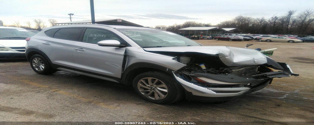 KM8J3CA47JU743808 2018 HYUNDAI TUCSON photo no. 3