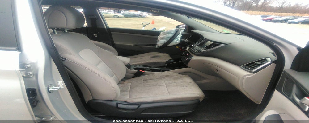 KM8J3CA47JU743808 2018 HYUNDAI TUCSON photo no. 5