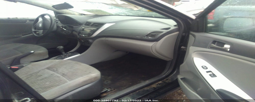 KMHCT4AE9HU275873 2017 HYUNDAI ACCENT photo no. 5