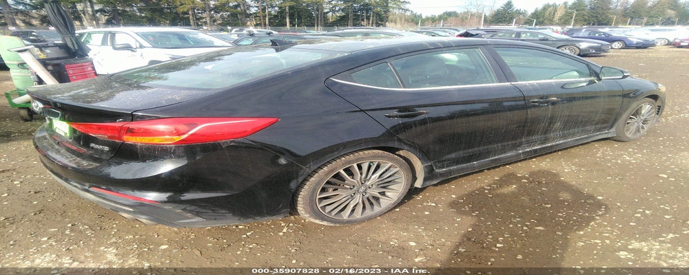 KMHD04LB2HU333127 2017 HYUNDAI ELANTRA photo no. 4