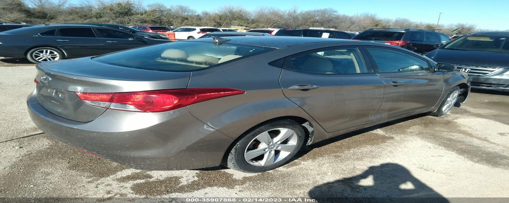 5NPDH4AE5DH312688 2013 HYUNDAI ELANTRA photo no. 4