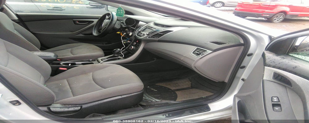 KMHDH4AE0FU235684 2015 HYUNDAI ELANTRA photo no. 5