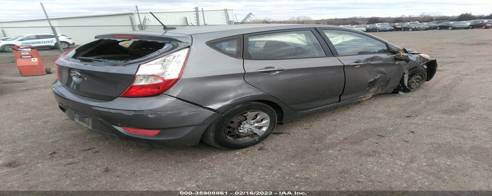KMHCT5AE6GU251843 2016 HYUNDAI ACCENT photo no. 4