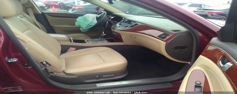 KMHGC4DD5DU215457 2013 HYUNDAI GENESIS photo no. 5