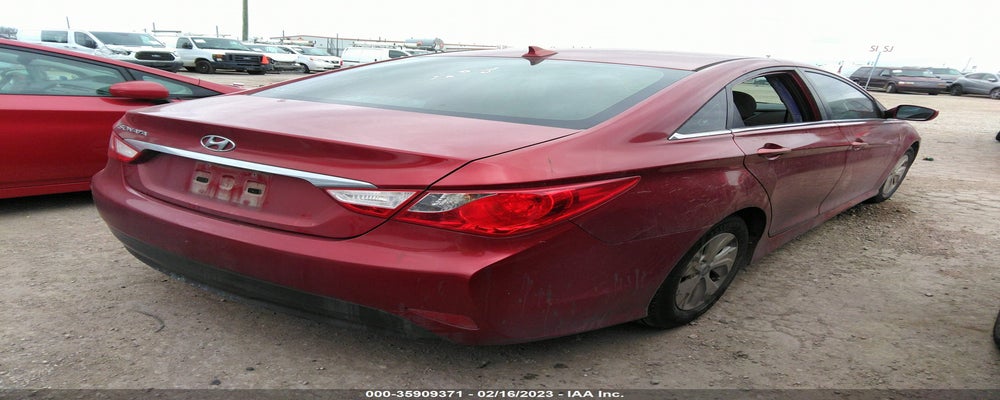 5NPEB4AC9EH813380 2014 HYUNDAI SONATA photo no. 4