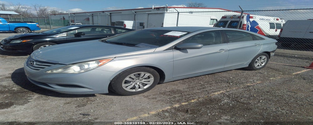 5NPEB4AC6BH031310 2011 HYUNDAI SONATA photo no. 2